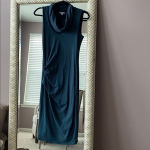 Cowl neck fitted James Perse  Dress